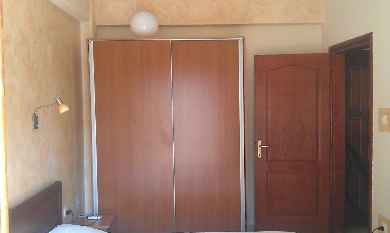 Apartment 60M From Sea! Nea Kallikrateia エクステリア 写真